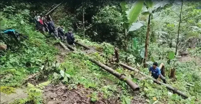 Arunachal: चायांग ताजो, गांव अचानक आई बाढ़ से तबाह हो गए Arunachal: चायांग ताजो, गांव अचानक आई बाढ़ से तबाह हो गए