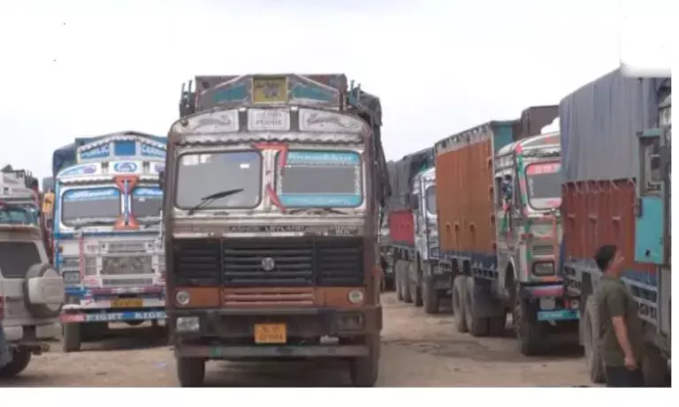 Manipur: MTOWA ने हाईवे ट्रक ड्राइवरों के लिए खास वेलफेयर स्कीम की मांग की Manipur: MTOWA ने हाईवे ट्रक ड्राइवरों के लिए खास वेलफेयर स्कीम की मांग की