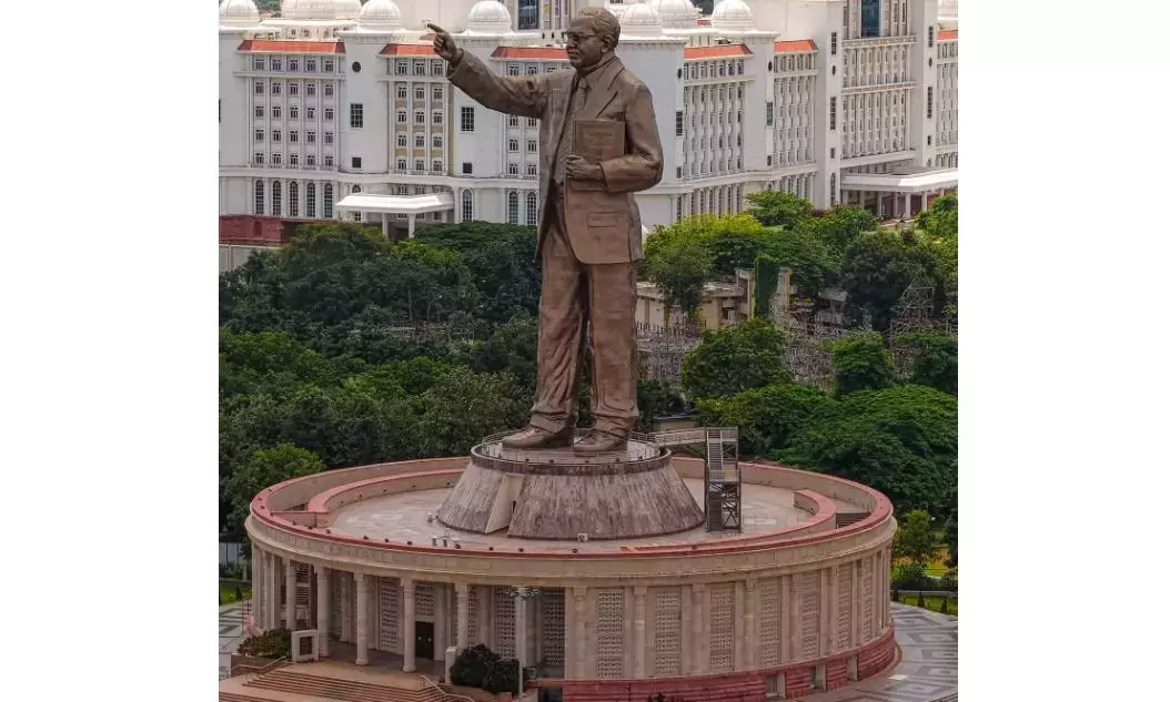Telangana: अंबेडकर भवन 50 करोड़ रुपये की लागत से ज्ञान केंद्र बनेगा, एससी छात्रों को फायदा होगा Telangana: अंबेडकर भवन 50 करोड़ रुपये की लागत से ज्ञान केंद्र बनेगा, एससी छात्रों को फायदा होगा