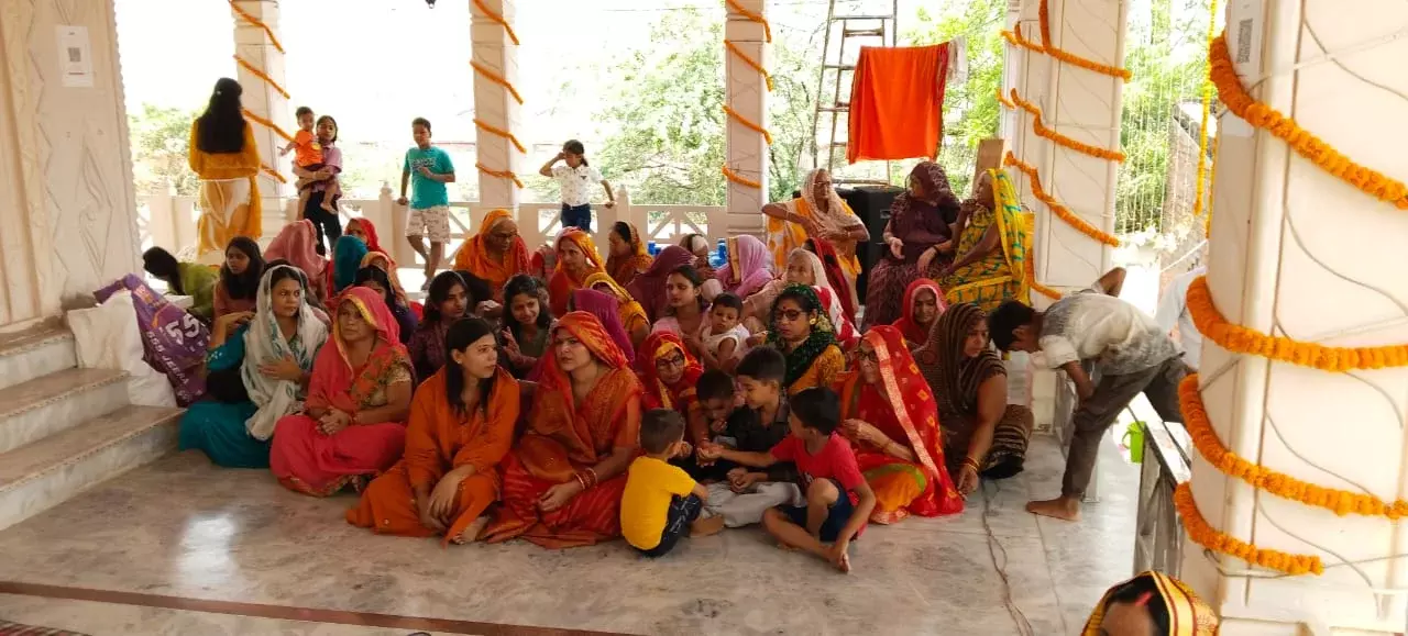 Jammu: कमला पुरुषोत्तमा एकादशी पर जम्मू में श्रद्धा और भक्ति का माहौल Jammu: कमला पुरुषोत्तमा एकादशी पर जम्मू में श्रद्धा और भक्ति का माहौल