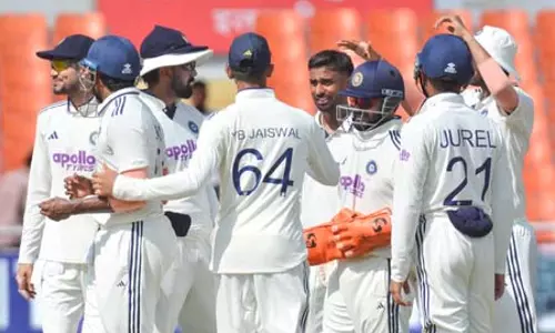 डेब्यू मैच में ही अबूझ पहेली बने मानव सुथार, पहली पारी में 152 रनों पर सिमटी अफगानिस्तान टीम