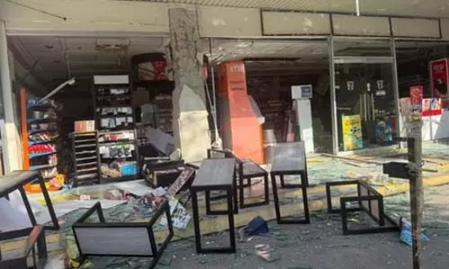 दक्षिणी फिलीपींस में भूकंप से तबाही, कई इमारतें ग‍िरीं, पांच लोगों की मौत