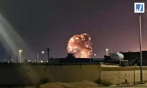 ईरान में फिर बिगड़े हालात, भारत ने नागरिकों को यात्रा से बचने और देश छोड़ने की सलाह दी ईरान में फिर बिगड़े हालात, भारत ने नागरिकों को यात्रा से बचने और देश छोड़ने की सलाह दी
