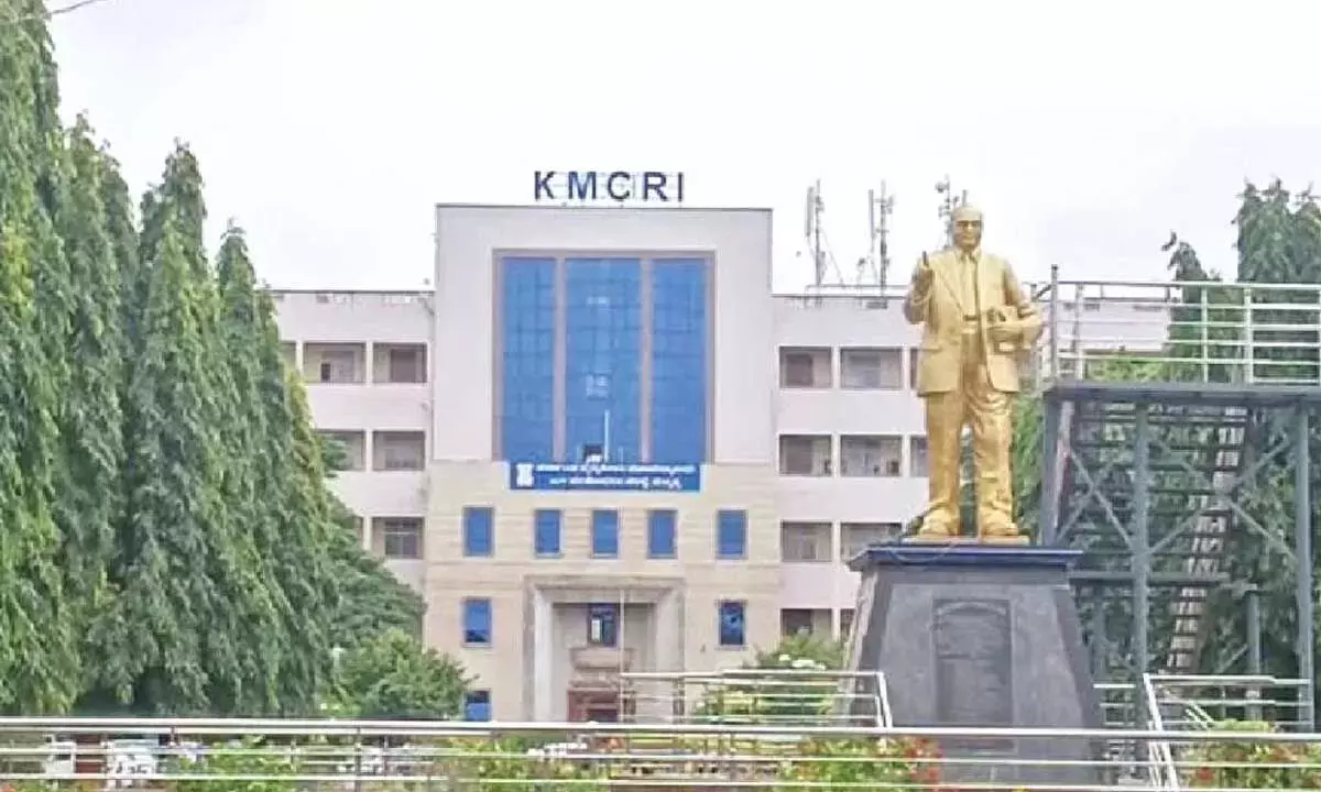 Karnataka: KMC-RI को फुल-टाइम डायरेक्टर का इंतज़ार है Karnataka: KMC-RI को फुल-टाइम डायरेक्टर का इंतज़ार है