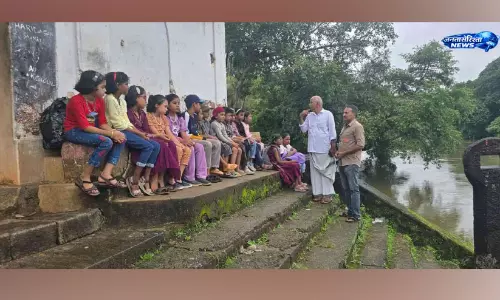 इलंगुलम शास्ता देवस्वोम KVLPG स्कूल के स्टूडेंट्स ने मीनाचिल नदी पर किया नेचर स्टडी टूर इलंगुलम शास्ता देवस्वोम KVLPG स्कूल के स्टूडेंट्स ने मीनाचिल नदी पर किया नेचर स्टडी टूर