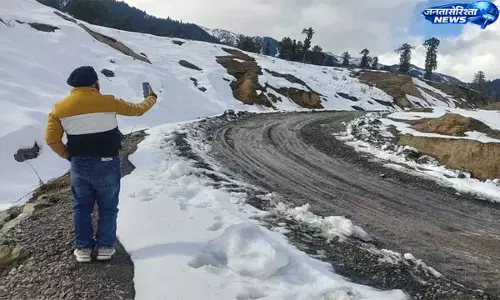 Jammu : बनी के पहाड़ी पर्यटन स्थल गर्मी में बने पर्यटकों की पहली पसंद