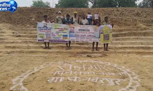 रोजगार दिवस एवं आवास दिवस पर ग्रामीण विकास योजनाओं को मिली नई गति रोजगार दिवस एवं आवास दिवस पर ग्रामीण विकास योजनाओं को मिली नई गति