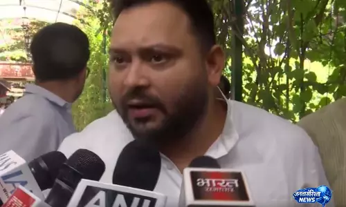 तेजस्वी यादव का बयान, बैलेट पेपर पर BJP को मौका नहीं मिलेगा तेजस्वी यादव का बयान, बैलेट पेपर पर BJP को मौका नहीं मिलेगा