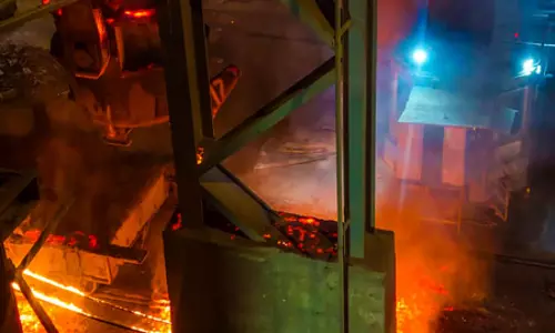 FIRE VIDEO: स्टील प्लांट हादसा: लैडल विस्फोट में 8 श्रमिकों की मौत, 6 घायल