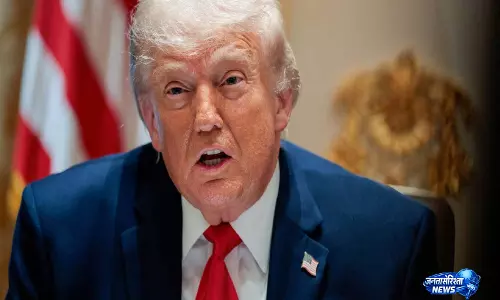 Trump बोले- ईरान और इज़राइल युद्धविराम पर विचार कर रहे Trump बोले- ईरान और इज़राइल युद्धविराम पर विचार कर रहे