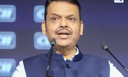 धारावी का पुनर्विकास अंतरराष्ट्रीय मानकों के अनुरूप होगा : मुख्यमंत्री देवेंद्र फडणवीस धारावी का पुनर्विकास अंतरराष्ट्रीय मानकों के अनुरूप होगा : मुख्यमंत्री देवेंद्र फडणवीस