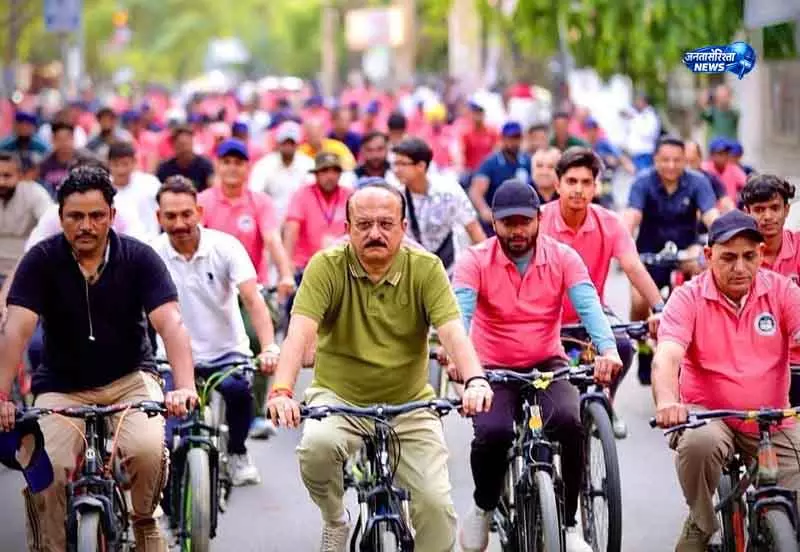 Delhi साइकिल रैली से ग्रीन कम्यूट को बढ़ावा देती Delhi साइकिल रैली से ग्रीन कम्यूट को बढ़ावा देती