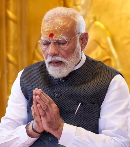 प्रकृति के साथ संतुलन बिठाकर समस्त जीवों का कल्याण हो, यही हमारी संस्कृति की मूल भावना: पीएम मोदी प्रकृति के साथ संतुलन बिठाकर समस्त जीवों का कल्याण हो, यही हमारी संस्कृति की मूल भावना: पीएम मोदी