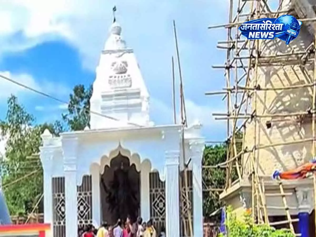 Bangladesh में ऐतिहासिक हिंदू मंदिर पर खतरे की चेतावनी Bangladesh में ऐतिहासिक हिंदू मंदिर पर खतरे की चेतावनी