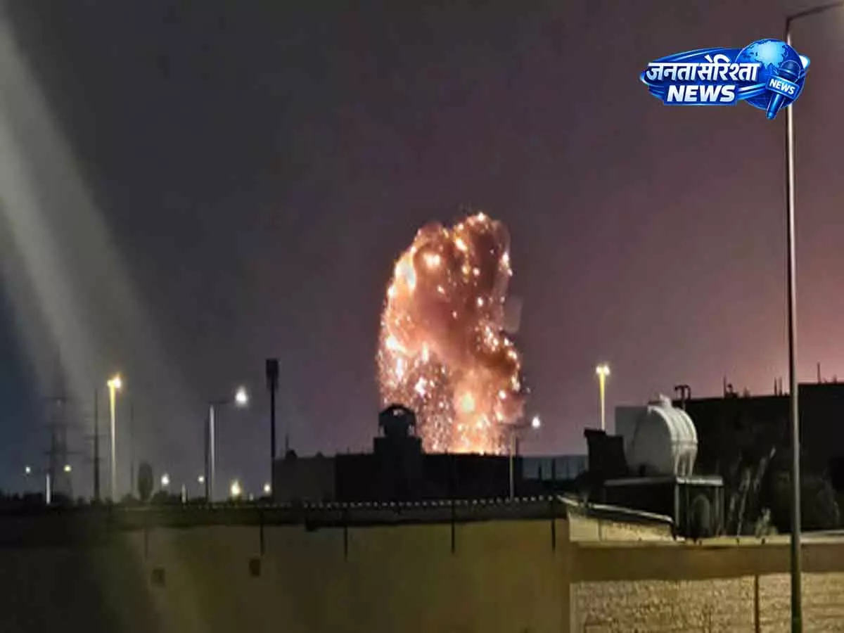 Iran ने इज़राइल पर चार मिसाइल हमले किए, क्षेत्र में तनाव बढ़ा Iran ने इज़राइल पर चार मिसाइल हमले किए, क्षेत्र में तनाव बढ़ा