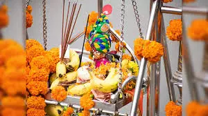 अधिक कृष्ण जन्माष्टमी आज: जानें पूजा का शुभ मुहूर्त और महत्व अधिक कृष्ण जन्माष्टमी आज: जानें पूजा का शुभ मुहूर्त और महत्व