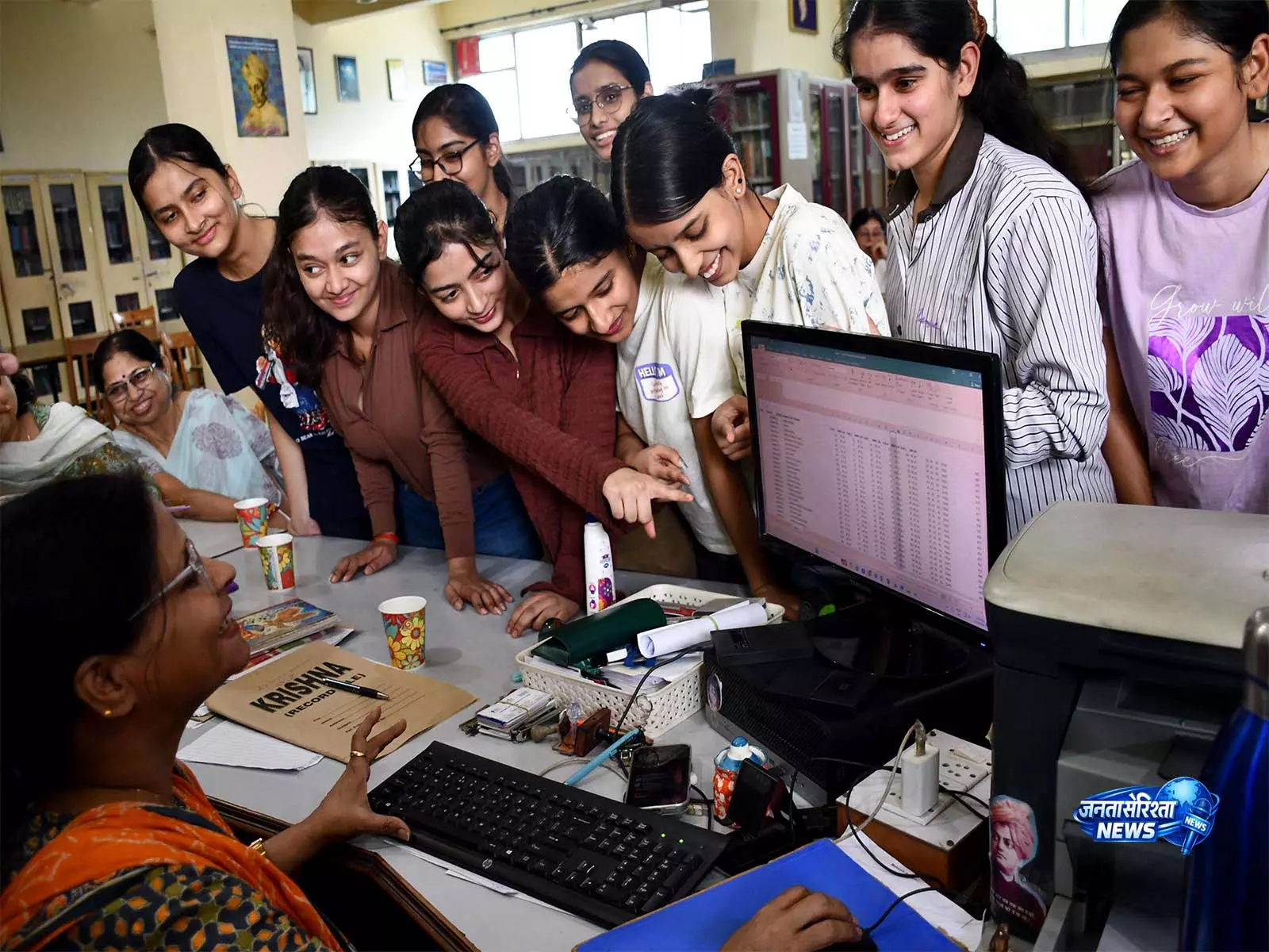 CBSE: 1.6 लाख छात्रों ने सत्यापन और री-इवैल्यूएशन के लिए किया आवेदन, प्रक्रिया पूरी तरह सक्रिय रही CBSE: 1.6 लाख छात्रों ने सत्यापन और री-इवैल्यूएशन के लिए किया आवेदन, प्रक्रिया पूरी तरह सक्रिय रही