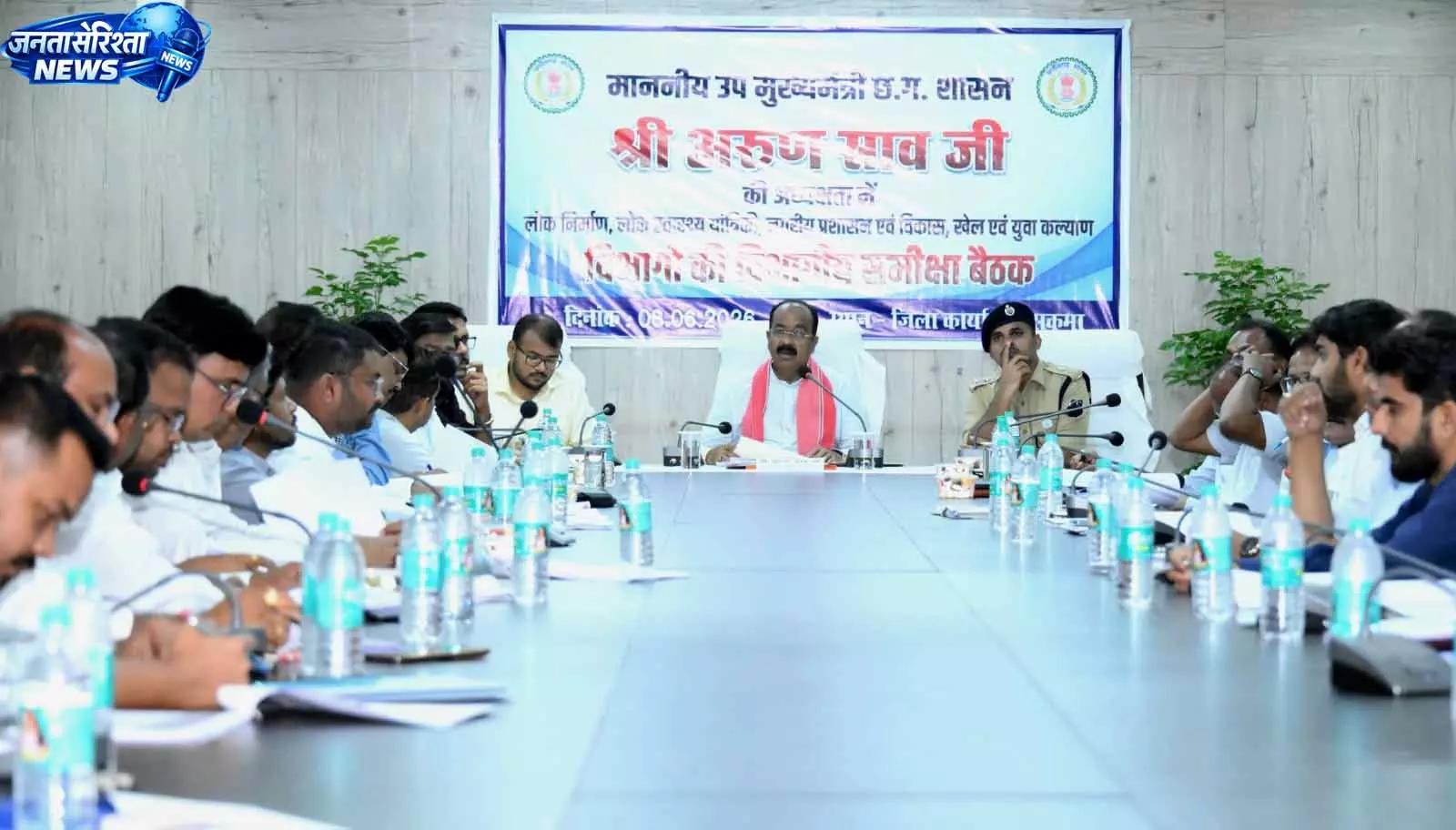 उप मुख्यमंत्री ने निर्माण कार्यों, शहरी व्यवस्थाओं, जल जीवन मिशन और खेल सुविधाओं की समीक्षा की उप मुख्यमंत्री ने निर्माण कार्यों, शहरी व्यवस्थाओं, जल जीवन मिशन और खेल सुविधाओं की समीक्षा की