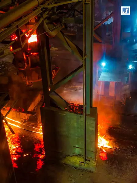 FIRE VIDEO: स्टील प्लांट हादसा: लैडल विस्फोट में 8 श्रमिकों की मौत, 6 घायल FIRE VIDEO: स्टील प्लांट हादसा: लैडल विस्फोट में 8 श्रमिकों की मौत, 6 घायल