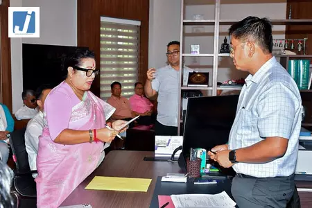 मणिपुर और अरुणाचल प्रदेश में भाजपा उम्मीदवारों ने राज्यसभा चुनाव के लिए दाखिल किया नामांकन मणिपुर और अरुणाचल प्रदेश में भाजपा उम्मीदवारों ने राज्यसभा चुनाव के लिए दाखिल किया नामांकन