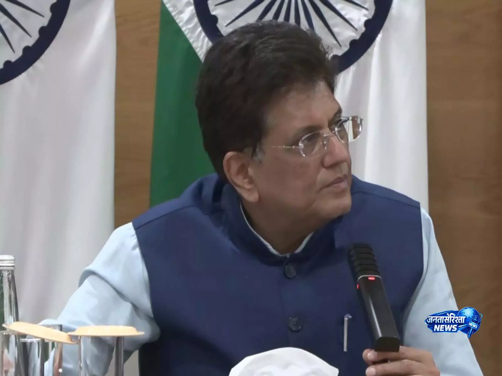 अगले 5 साल में दोगुना हो सकता है फार्मा उद्योग: Piyush Goyal अगले 5 साल में दोगुना हो सकता है फार्मा उद्योग: Piyush Goyal