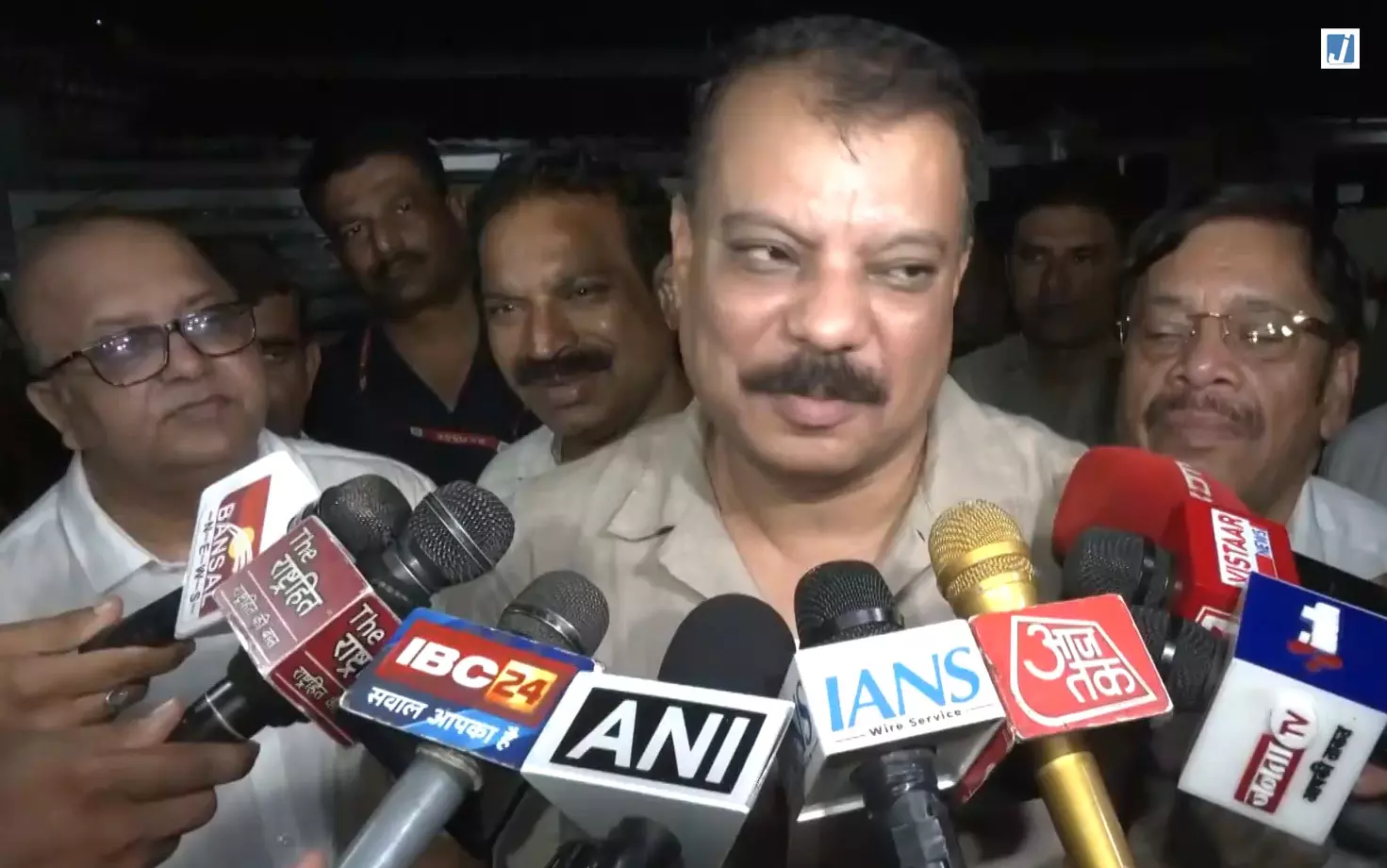कांग्रेस के CLP बैठक पर उमंग सिंघार का बयान कांग्रेस के CLP बैठक पर उमंग सिंघार का बयान
