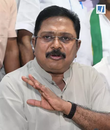 तमिलनाडु सरकार को यह सुनिश्चित करना चाहिए कि निवेश राज्य में ही रहे: दिनाकरन तमिलनाडु सरकार को यह सुनिश्चित करना चाहिए कि निवेश राज्य में ही रहे: दिनाकरन