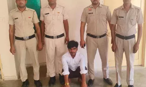 Gurugram शादी जुलूस में लापरवाही ड्राइविंग पर दूल्हा गिरफ्तार Gurugram शादी जुलूस में लापरवाही ड्राइविंग पर दूल्हा गिरफ्तार