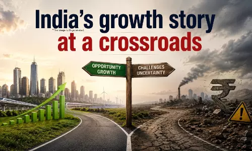 भारत की विकास गाथा एक चौराहे पर भारत की विकास गाथा एक चौराहे पर