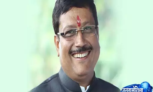 TMC नेता सब्यसाची दत्ता पर शिकंजा, एक्सटॉर्शन केस में गिरफ्तारी से मचा राजनीतिक बवाल TMC नेता सब्यसाची दत्ता पर शिकंजा, एक्सटॉर्शन केस में गिरफ्तारी से मचा राजनीतिक बवाल