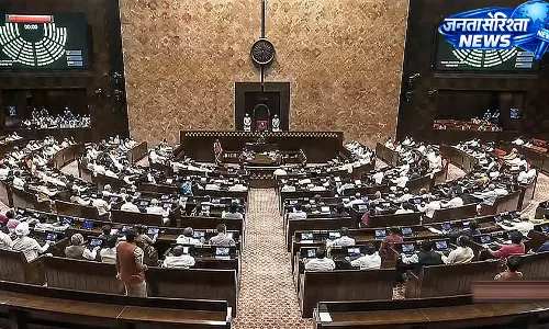 MP कांग्रेस संभावित क्रॉस-वोटिंग रोकने के लिए MLAs को कर्नाटक भेजने पर विचार कर रही MP कांग्रेस संभावित क्रॉस-वोटिंग रोकने के लिए MLAs को कर्नाटक भेजने पर विचार कर रही