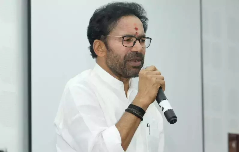 Telangana: CM ने सवाल किया कि भाजपा सांसद गुजरात के गुलामों की तरह क्यों काम कर रहे हैं