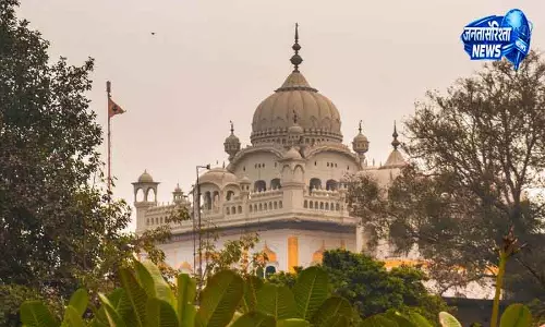 Amritsar गुरु अर्जन देव की शहीदी पर सिख जत्था पाकिस्तान रवाना