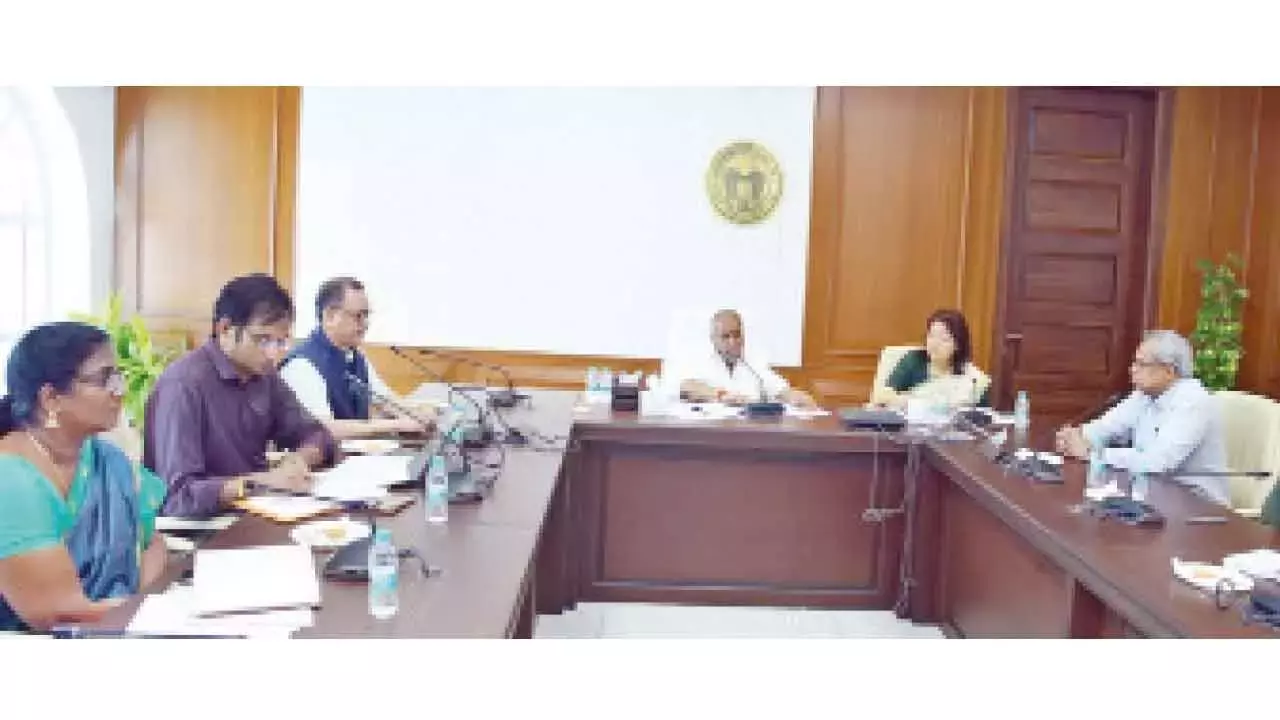 सरकार ने एयरपोर्ट स्क्रीनिंग और निगरानी बढ़ा दी