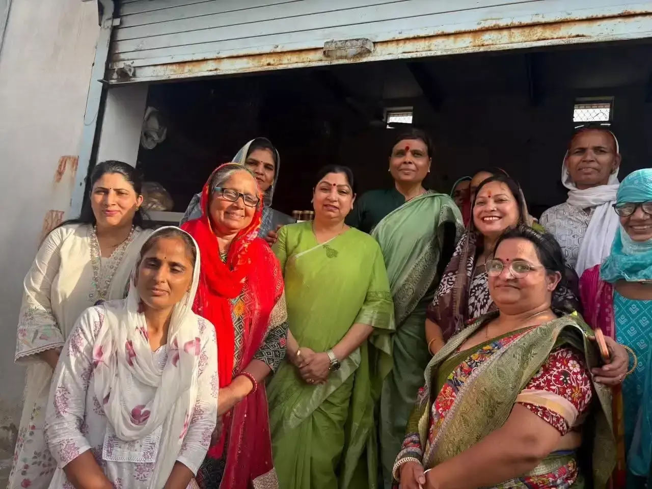 Chandigarh: आर्थिक रूप से सशक्त महिलाएं देश की प्रगति की मजबूत नींव : अर्चना गुप्ता Chandigarh: आर्थिक रूप से सशक्त महिलाएं देश की प्रगति की मजबूत नींव : अर्चना गुप्ता