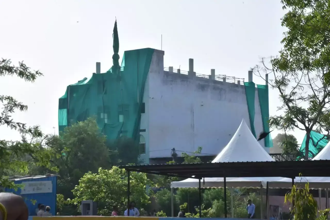 Jaipur: जगतपुरा में इंटरनेट सेवाएं फिर शुरू, सामान्य हो रहे हालात Jaipur: जगतपुरा में इंटरनेट सेवाएं फिर शुरू, सामान्य हो रहे हालात