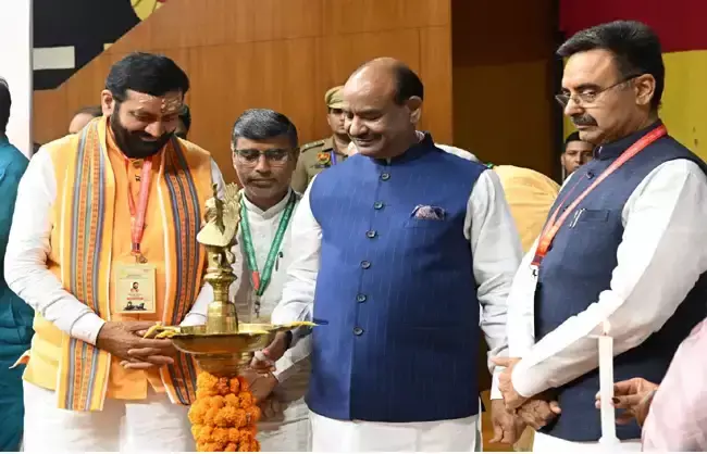 Chandigarh: नायब सिंह सैनी ने विधायी नेतृत्व की भूमिका पर दिया जोर Chandigarh: नायब सिंह सैनी ने विधायी नेतृत्व की भूमिका पर दिया जोर