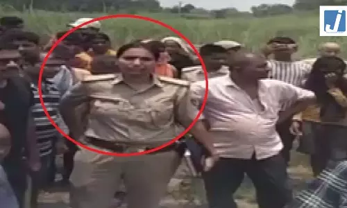 महिला का अधजला शव मिला...जानें थाना अध्यक्ष क्यों चर्चा में आ गईं