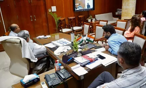 Chandigarh: केंद्र सरकार ने श्रम कानून नियमों का ड्राफ्ट राज्यों को भेजा Chandigarh: केंद्र सरकार ने श्रम कानून नियमों का ड्राफ्ट राज्यों को भेजा