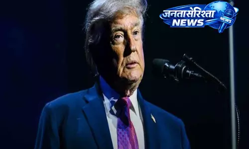 US जज ने ट्रंप की H-1B फीस को खारिज कर दिया US जज ने ट्रंप की H-1B फीस को खारिज कर दिया
