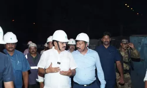 विशाखापत्तनम स्टील प्लांट हादसा: मृतकों के परिजनों को 25 लाख मुआवजा, परिवार को नौकरी, आवास का ऐलान विशाखापत्तनम स्टील प्लांट हादसा: मृतकों के परिजनों को 25 लाख मुआवजा, परिवार को नौकरी, आवास का ऐलान