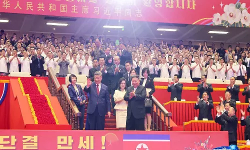 अटूट रिश्ता; समय की कसौटी पर खरे उतरे संबंध: North Korea ने शी जिनपिंग का ज़ोरदार स्वागत किया अटूट रिश्ता; समय की कसौटी पर खरे उतरे संबंध: North Korea ने शी जिनपिंग का ज़ोरदार स्वागत किया