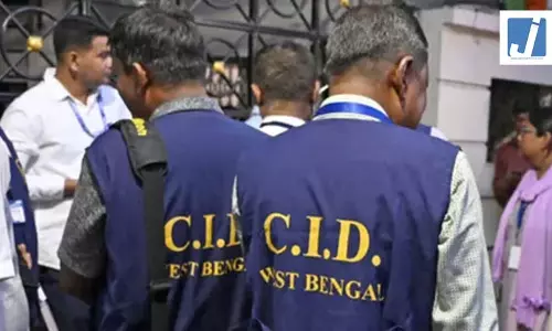 तृणमूल कार्यालय पहुंची CID की टीम तृणमूल कार्यालय पहुंची CID की टीम