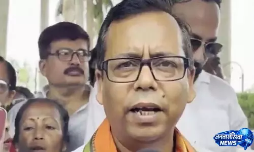TMC सांसदों के NDA में जाने की अटकलों पर बीजेपी का तंज TMC सांसदों के NDA में जाने की अटकलों पर बीजेपी का तंज