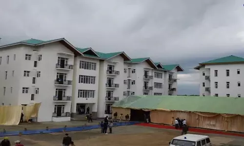 J&K : मुख्य सचिव ने पीएम पैकेज कर्मचारियों को जुलाई तक ट्रांजिट फ्लैट सौंपने के दिए निर्देश J&K : मुख्य सचिव ने पीएम पैकेज कर्मचारियों को जुलाई तक ट्रांजिट फ्लैट सौंपने के दिए निर्देश