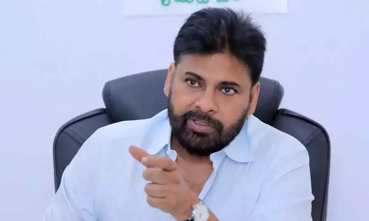 Andhra: पवन कल्याण ने विजाग स्टील प्लांट के पीड़ितों के लिए अनुग्रह राशि की घोषणा की Andhra: पवन कल्याण ने विजाग स्टील प्लांट के पीड़ितों के लिए अनुग्रह राशि की घोषणा की