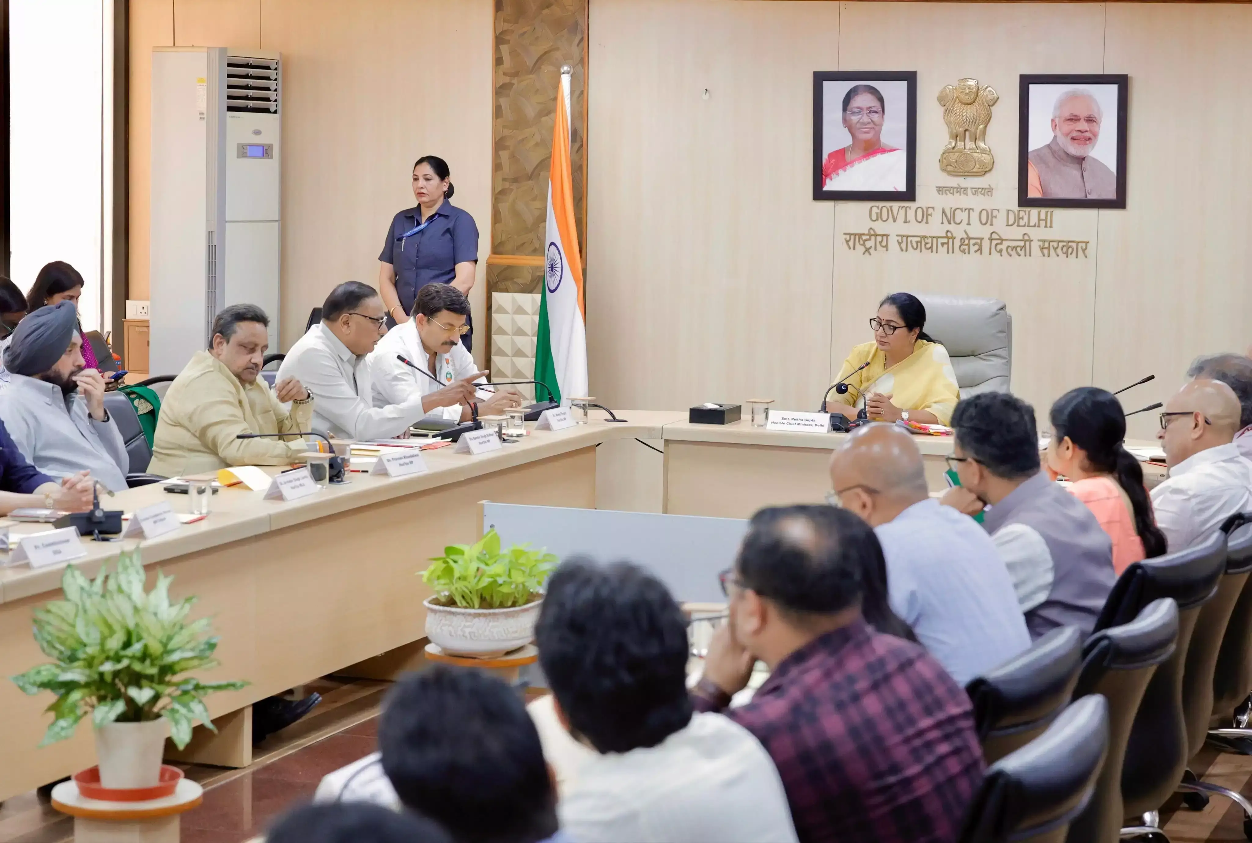 New Delhi: ओ-जोन नियमों पर अदालत के निर्देश नए निर्माणों पर लागू : रेखा गुप्ता New Delhi: ओ-जोन नियमों पर अदालत के निर्देश नए निर्माणों पर लागू : रेखा गुप्ता