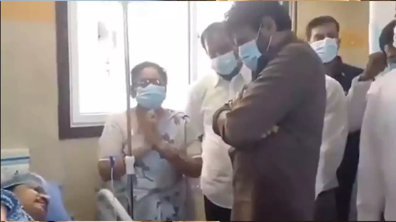 Andhra के उपमुख्यमंत्री ने विजाग स्टील प्लांट पर तीन सदस्यों वाली कमेटी की घोषणा की Andhra के उपमुख्यमंत्री ने विजाग स्टील प्लांट पर तीन सदस्यों वाली कमेटी की घोषणा की