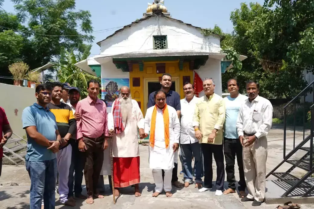 Pauri Garhwal: खिर्सू में सड़क परियोजना का लोकार्पण, स्वच्छता अभियान में श्रमदान Pauri Garhwal: खिर्सू में सड़क परियोजना का लोकार्पण, स्वच्छता अभियान में श्रमदान