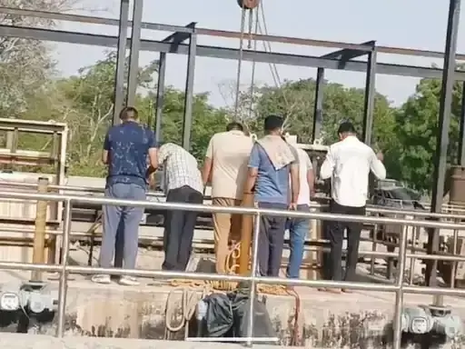 Faridabad: सीवरेज टैंक हादसे में दो युवकों ने गंवाई जान Faridabad: सीवरेज टैंक हादसे में दो युवकों ने गंवाई जान